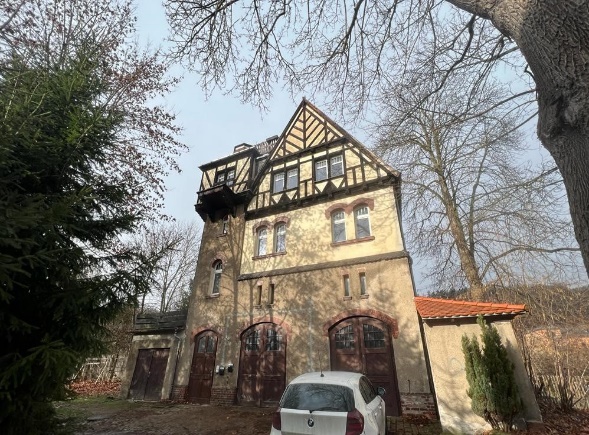 schöne 3-Raum Wohnung mit toller Dachterrasse